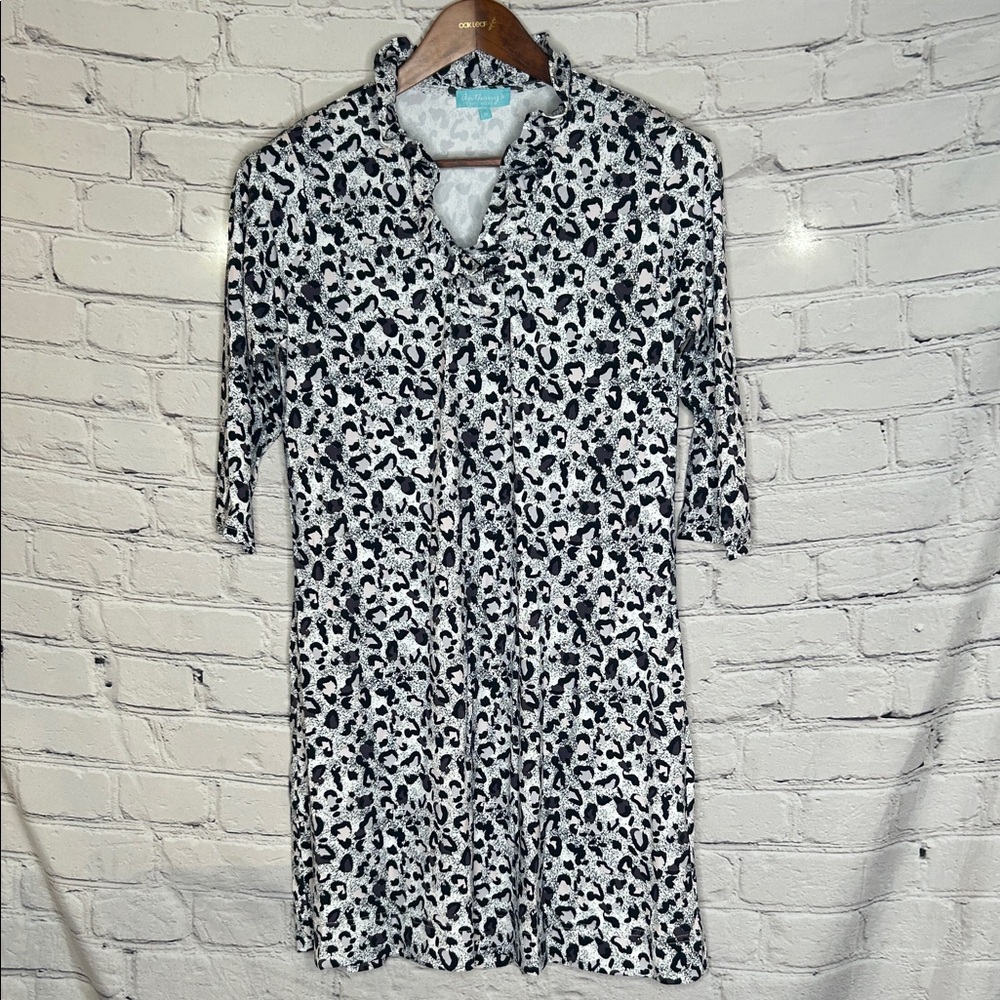 Anthony’s Resort Wear Leopard Print Ruffle Neck Collar Dress Size Medium